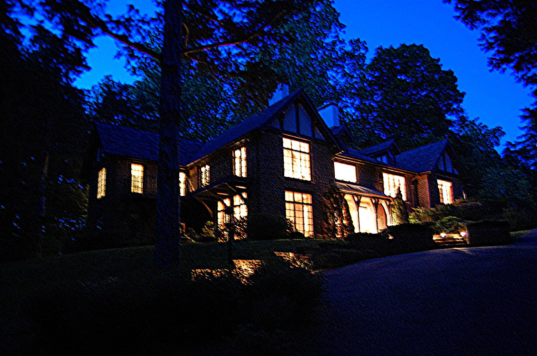 Historic Farmington Subdivision Estate For Sale